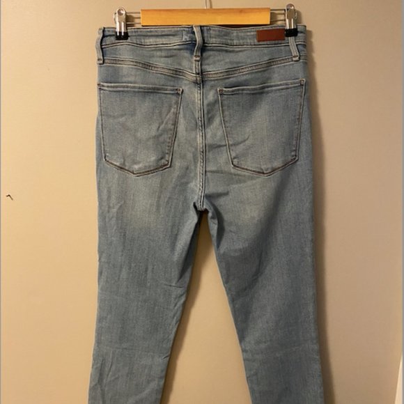 Abercrombie Simone High Rise Ankle Jeans - Picture 4 of 5